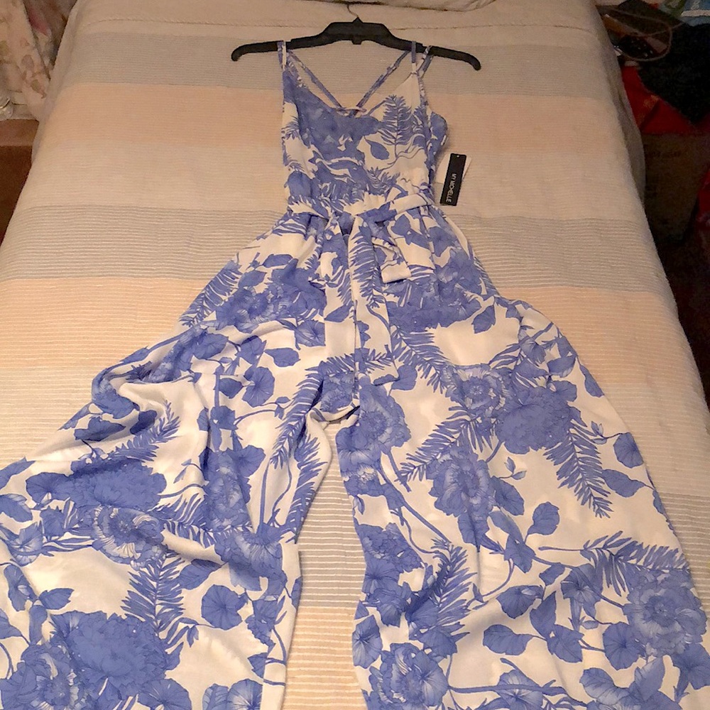NWT Floral Jumpsuit Crisscrossed Spaghetti straps